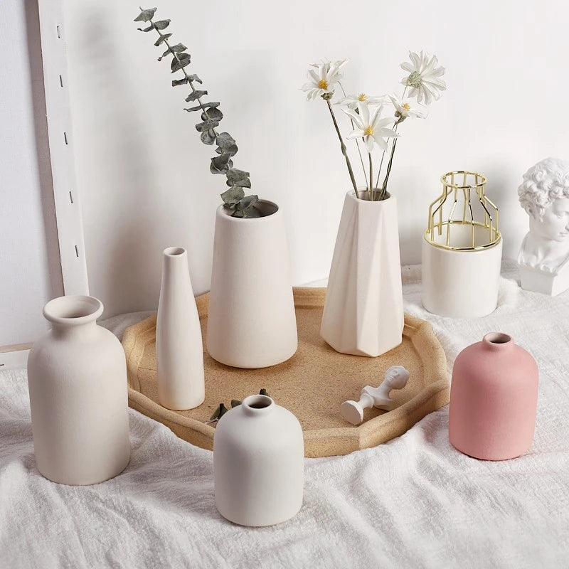 White Ceramic Vase – Nordic Matte Frosted Bud Vase for Home Decor