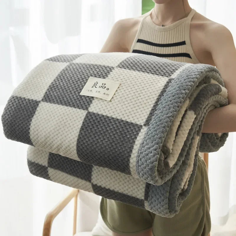 Soft Chenille Knit Throw Blanket – Machine Washable Crochet Blanket for Couch & Bed