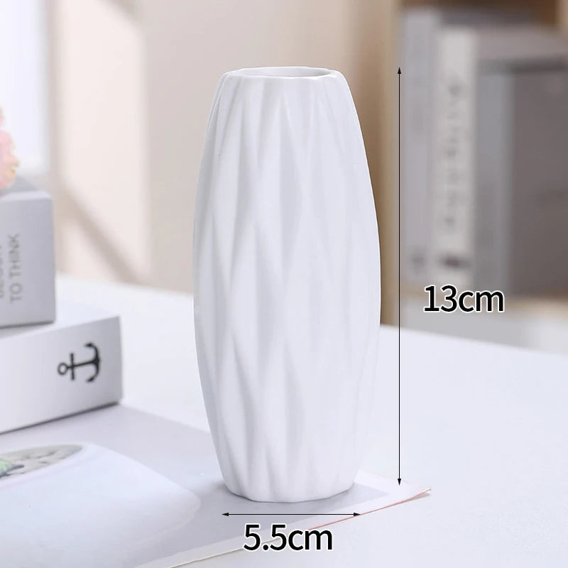 White Ceramic Vase – Nordic Matte Frosted Bud Vase for Home Decor