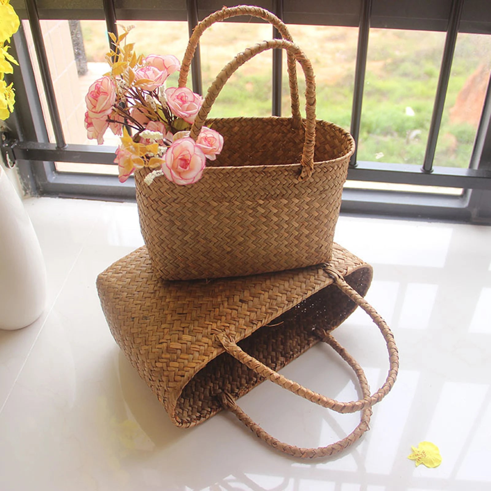 Handwoven Seagrass Basket – Boho Storage & Home Decor Organizer