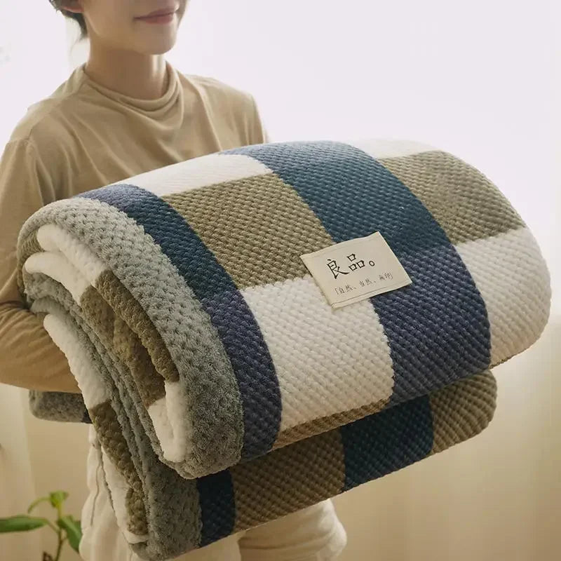 Soft Chenille Knit Throw Blanket – Machine Washable Crochet Blanket for Couch & Bed