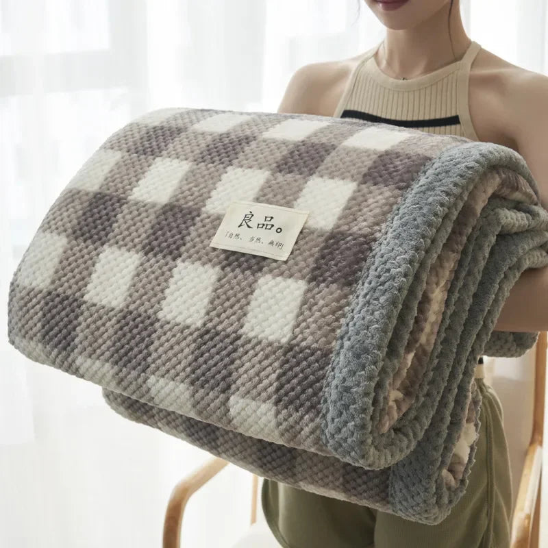 Soft Chenille Knit Throw Blanket – Machine Washable Crochet Blanket for Couch & Bed
