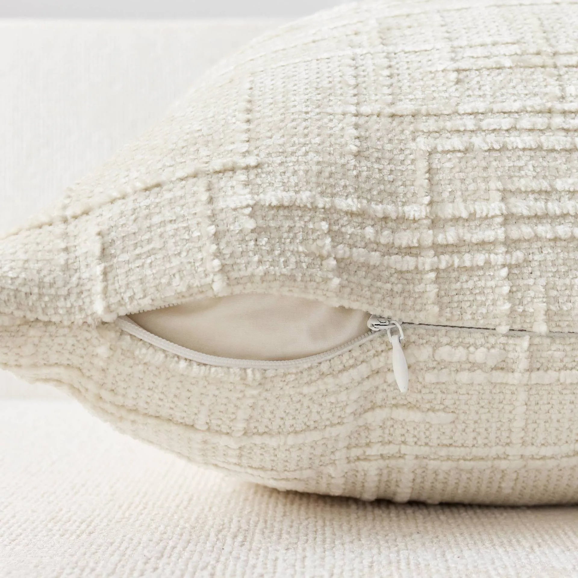 Chenille Bamboo Yarn Throw Pillow Cover – Soft Boucle Sofa Cushion Cover